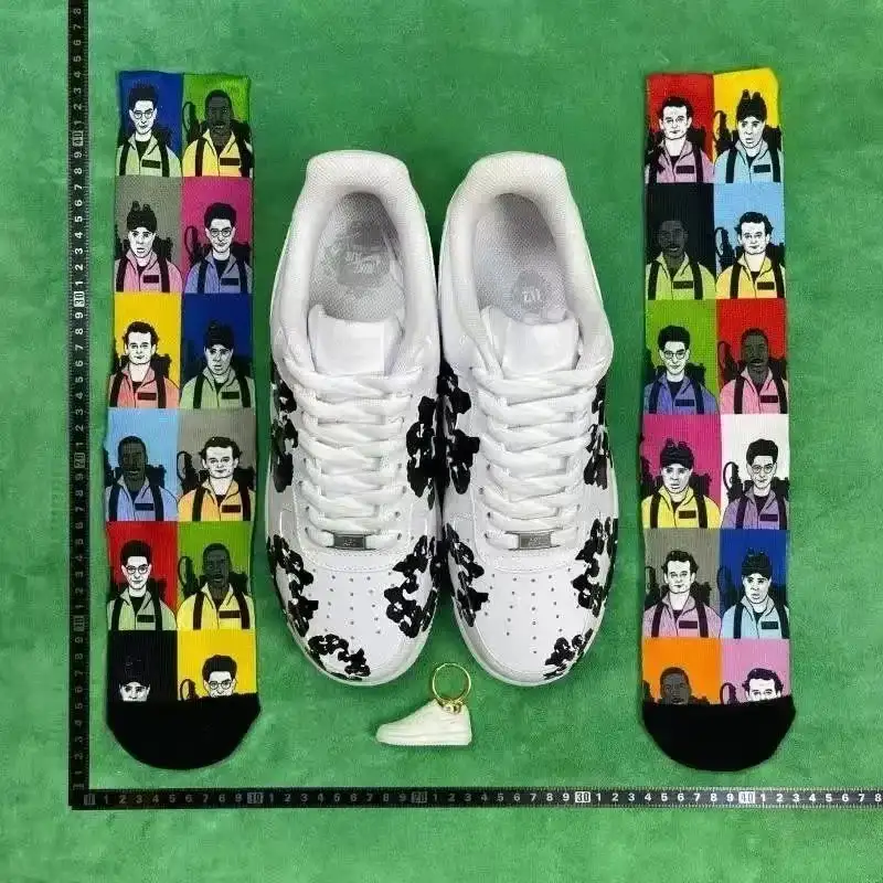 白色鞋子+配件+袜子